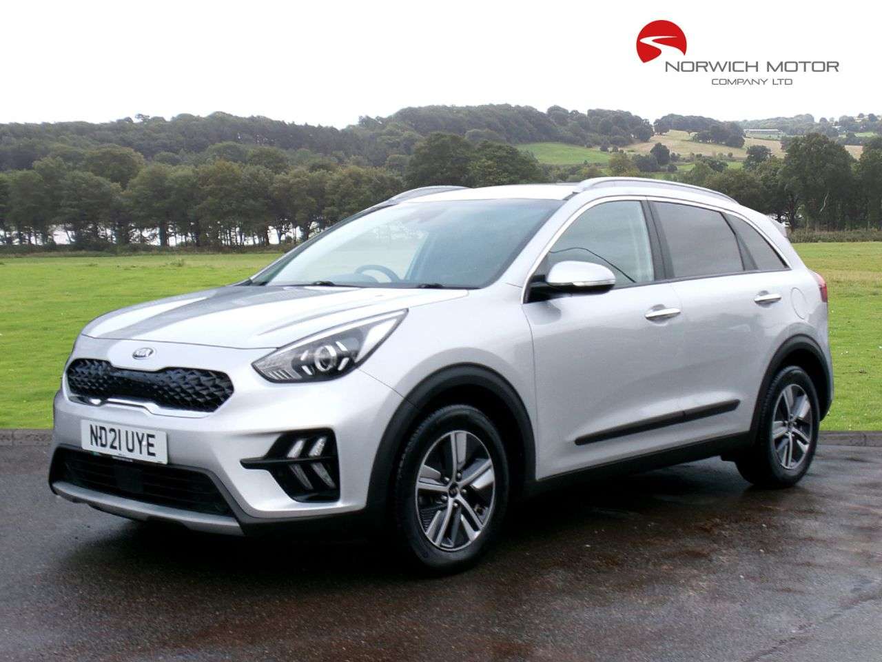 A 2021 KIA NIRO 1.6 GDi 2 SUV 5dr Petrol Hybrid DCT Euro 6 (s/s) (139 bhp) Automatic A 2021 KIA NIRO 1.6 GDi 2 SUV 5dr Petrol Hybrid DCT Euro 6 (s/s) (139 bhp) Automatic