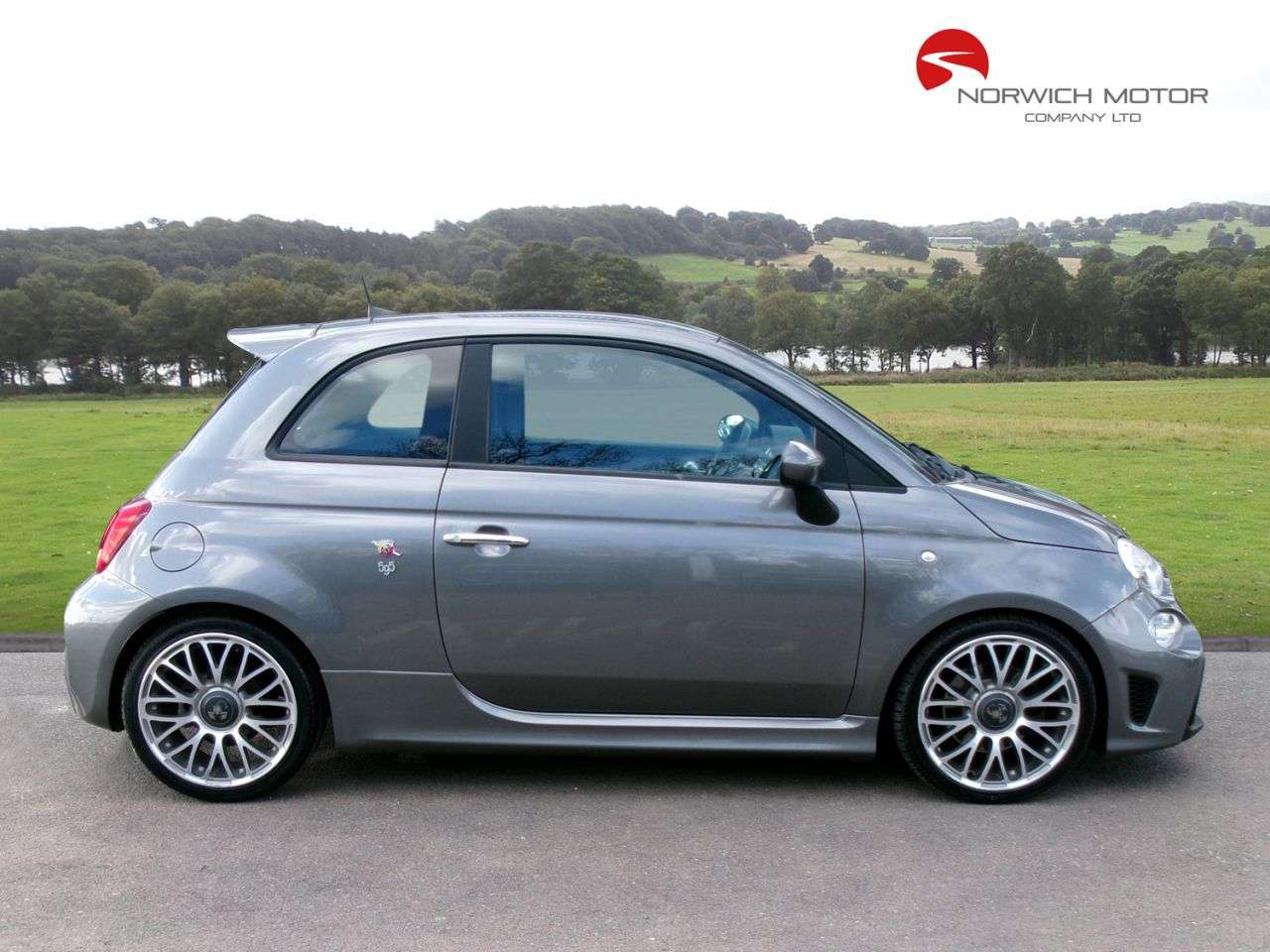 A 2017 ABARTH 595 1.4 T-Jet Hatchback 3dr Petrol Manual Euro 6 (145 ps) SAT NAV A 2017 ABARTH 595 1.4 T-Jet Hatchback 3dr Petrol Manual Euro 6 (145 ps) SAT NAV