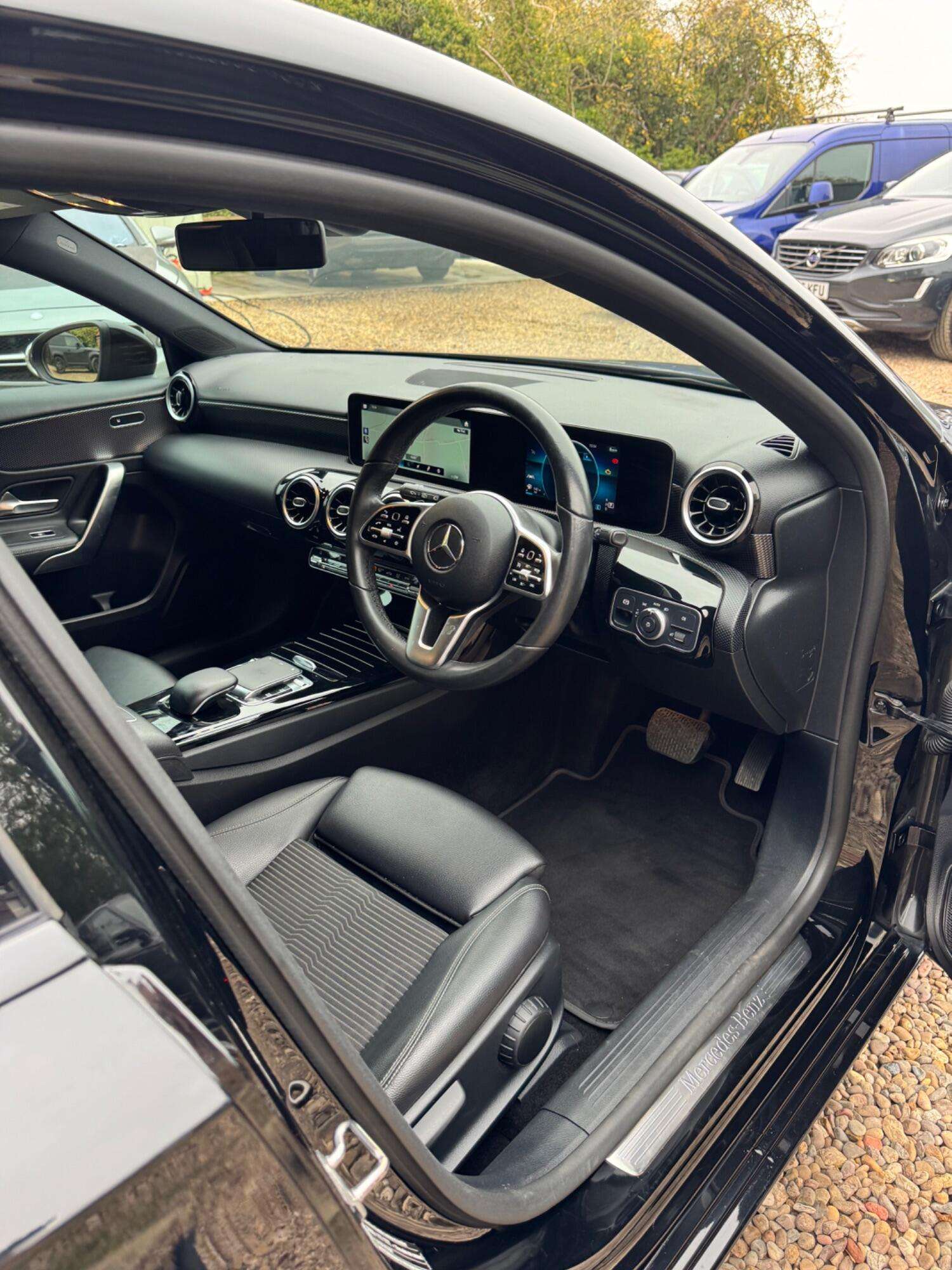 2018 MERCEDES-BENZ A CLASS 2018 MERCEDES-BENZ A CLASS