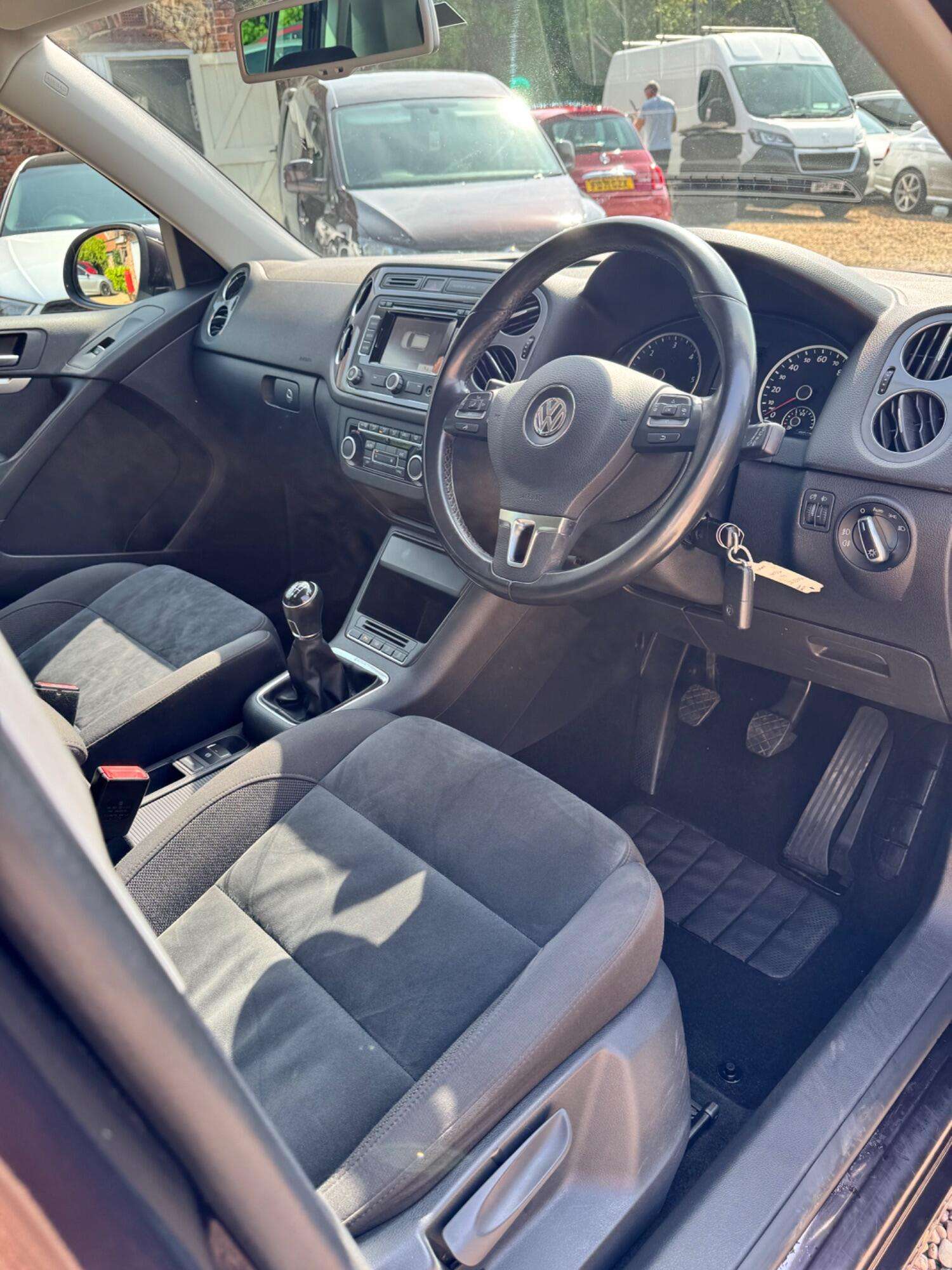 2013 VOLKSWAGEN TIGUAN 2013 VOLKSWAGEN TIGUAN