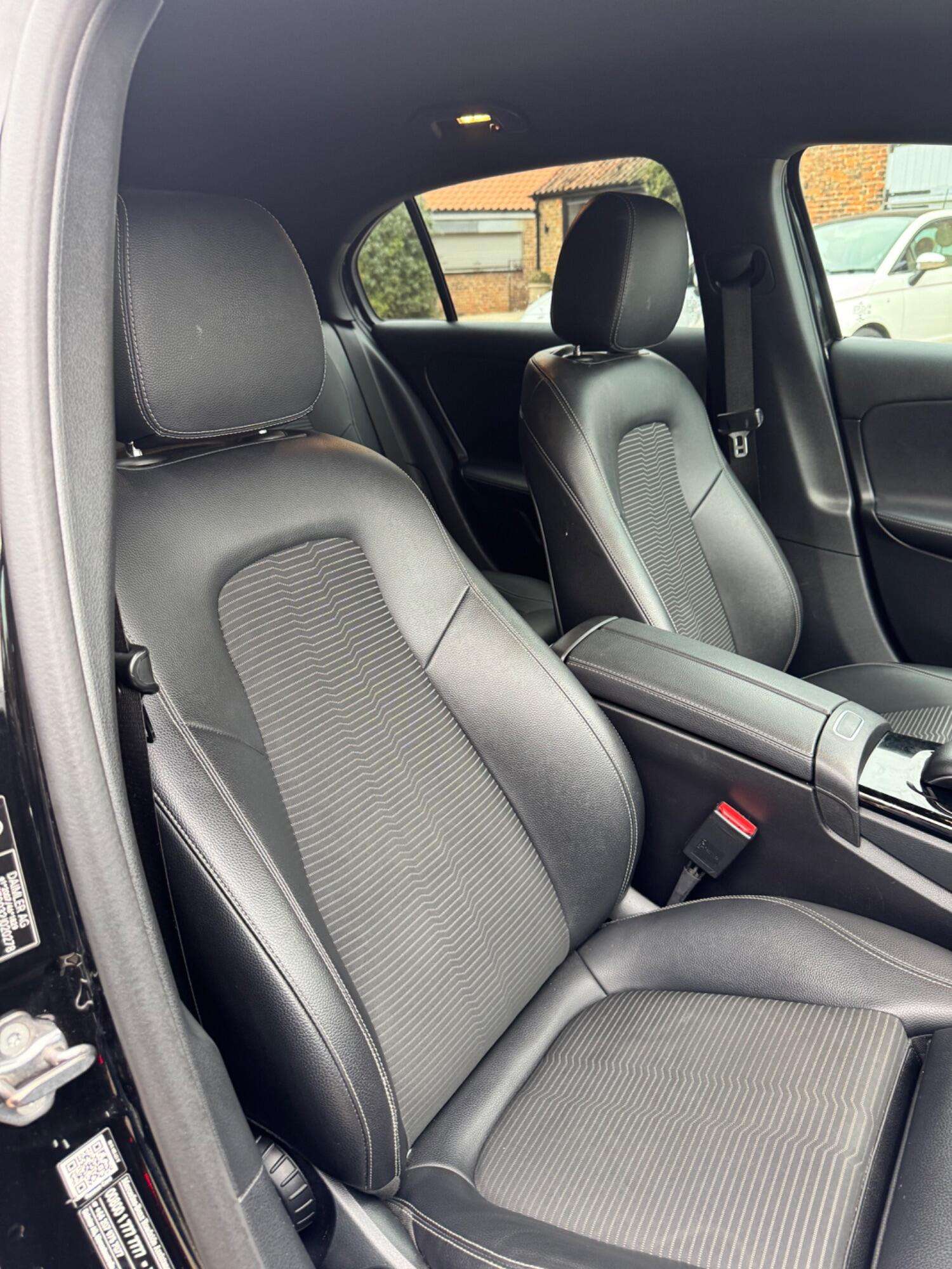 2018 MERCEDES-BENZ A CLASS 2018 MERCEDES-BENZ A CLASS