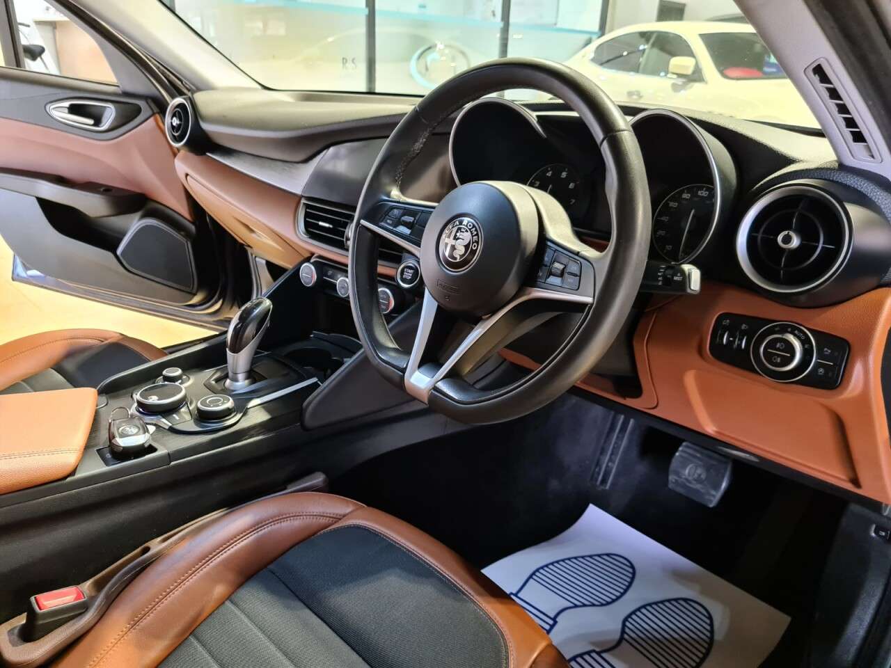 2016 ALFA ROMEO GIULIA 2016 ALFA ROMEO GIULIA