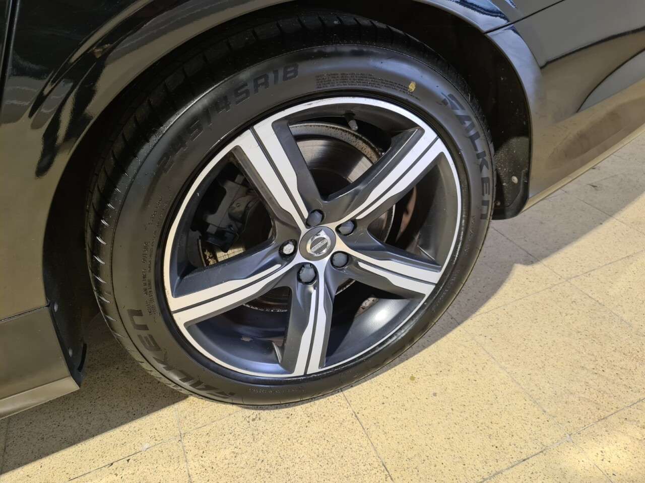 2019 VOLVO S90 2019 VOLVO S90