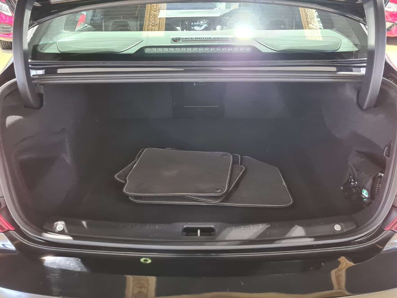 2019 VOLVO S90 2019 VOLVO S90