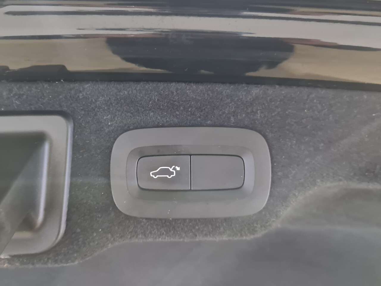 2019 VOLVO S90 2019 VOLVO S90