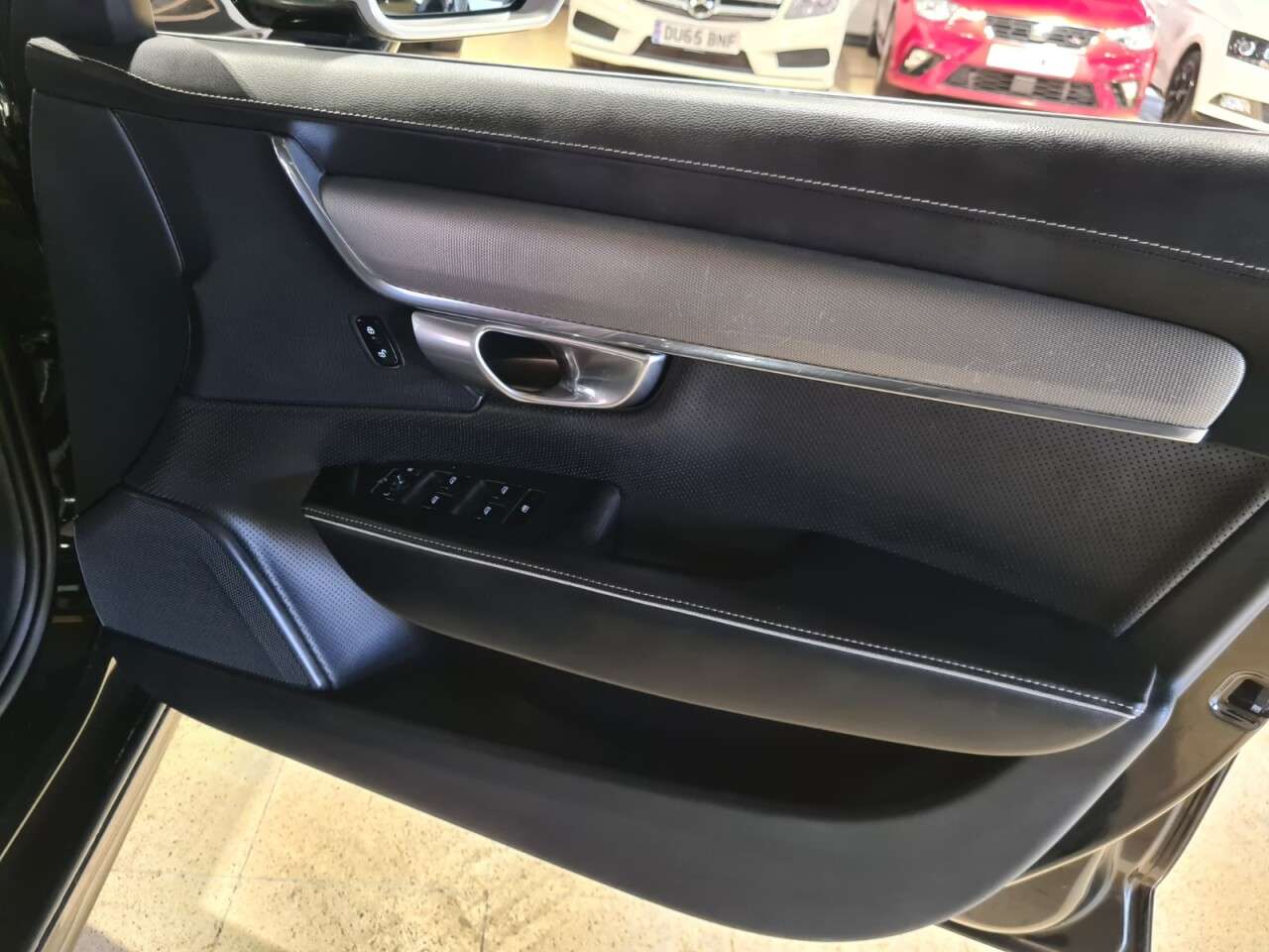 2019 VOLVO S90 2019 VOLVO S90