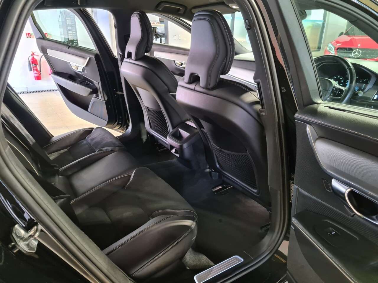 2019 VOLVO S90 2019 VOLVO S90