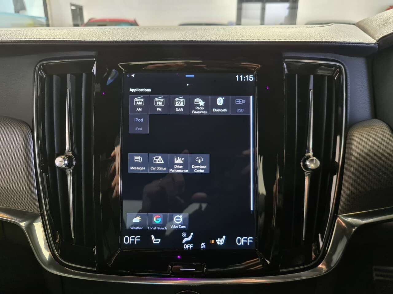 2019 VOLVO S90 2019 VOLVO S90