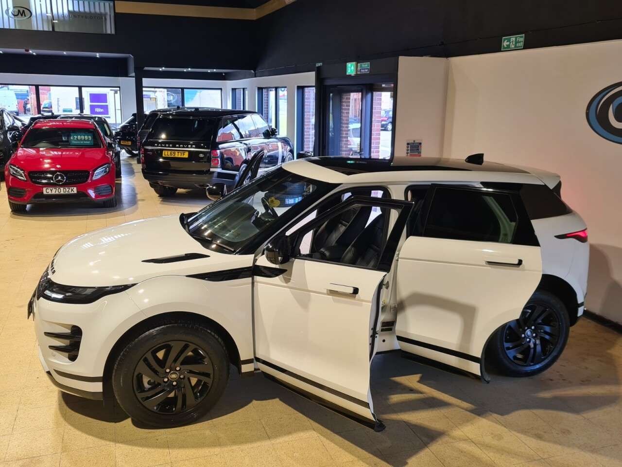 2021 LAND ROVER RANGE ROVER EVOQUE 2021 LAND ROVER RANGE ROVER EVOQUE