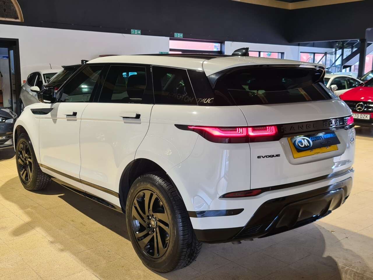 2021 LAND ROVER RANGE ROVER EVOQUE 2021 LAND ROVER RANGE ROVER EVOQUE