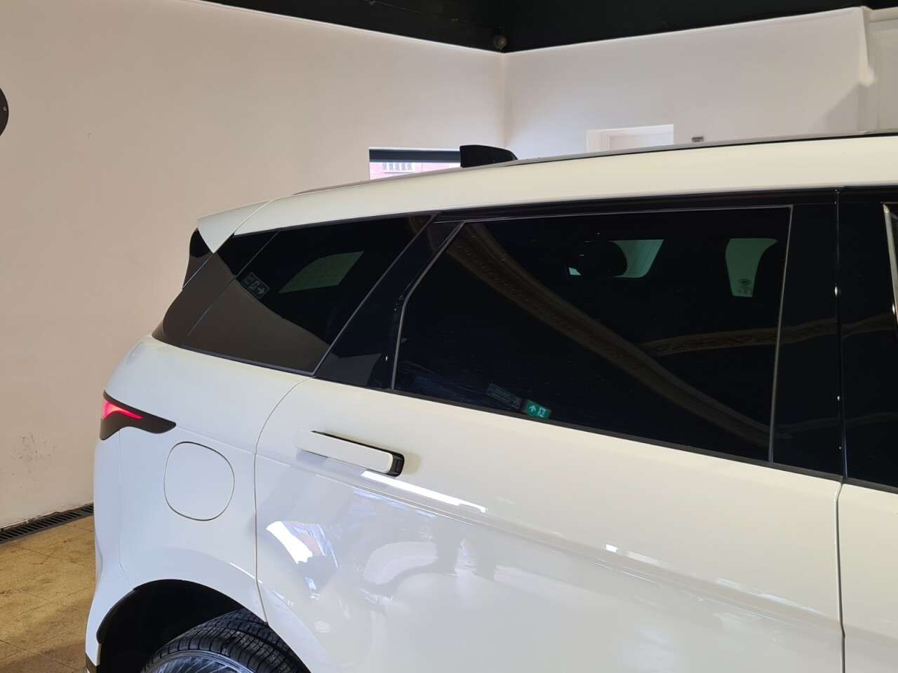 2021 LAND ROVER RANGE ROVER EVOQUE 2021 LAND ROVER RANGE ROVER EVOQUE