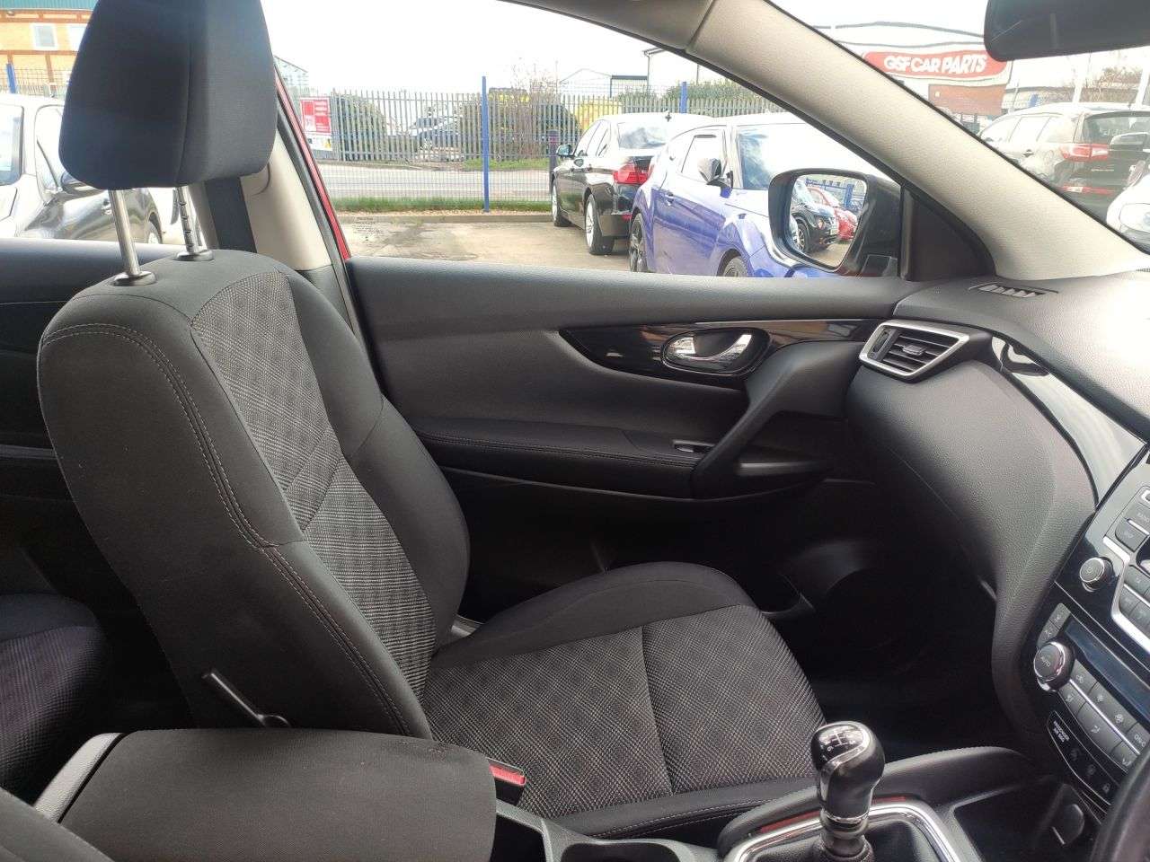 2015 NISSAN QASHQAI 2015 NISSAN QASHQAI