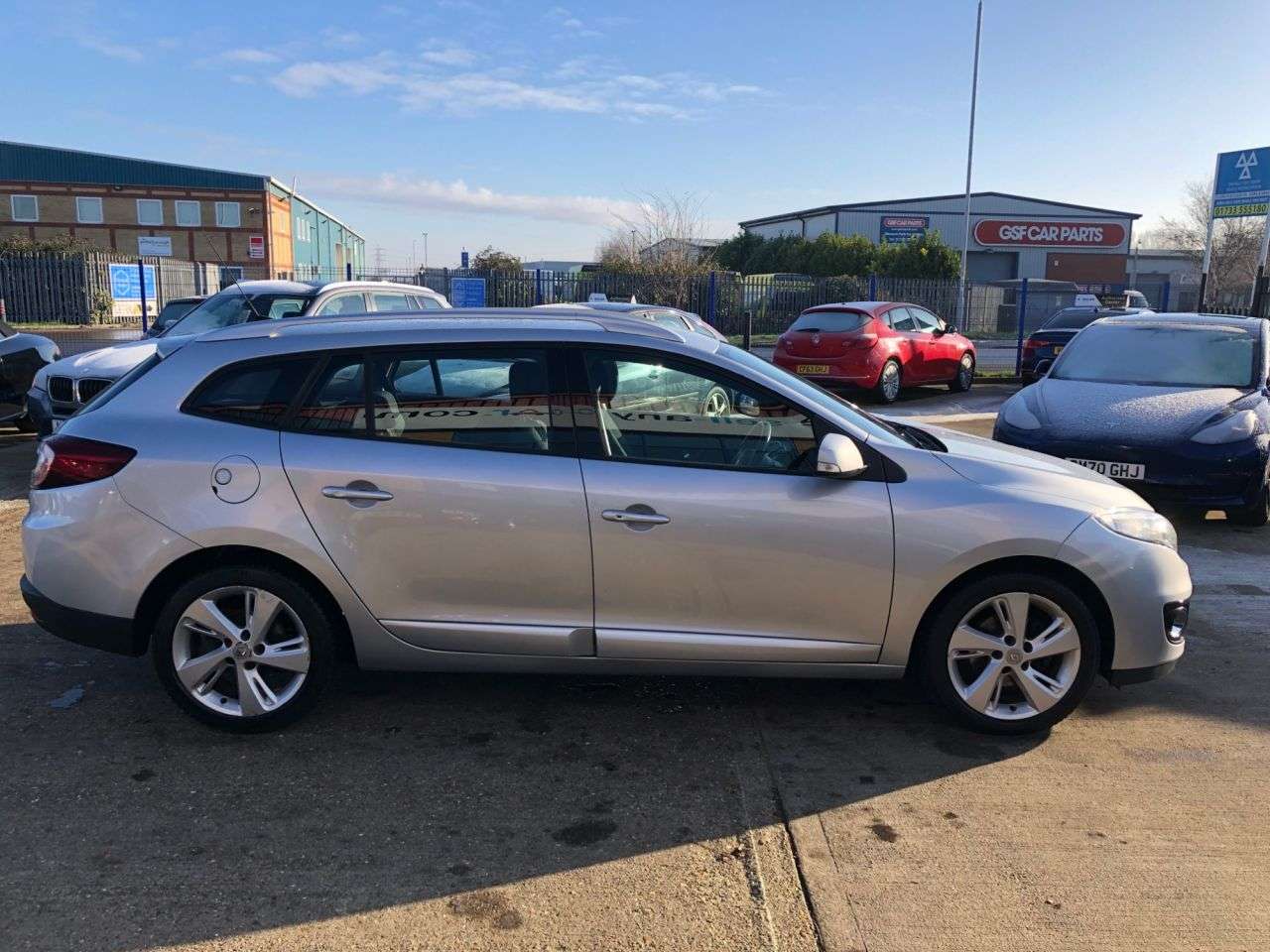 2013 RENAULT MEGANE 2013 RENAULT MEGANE