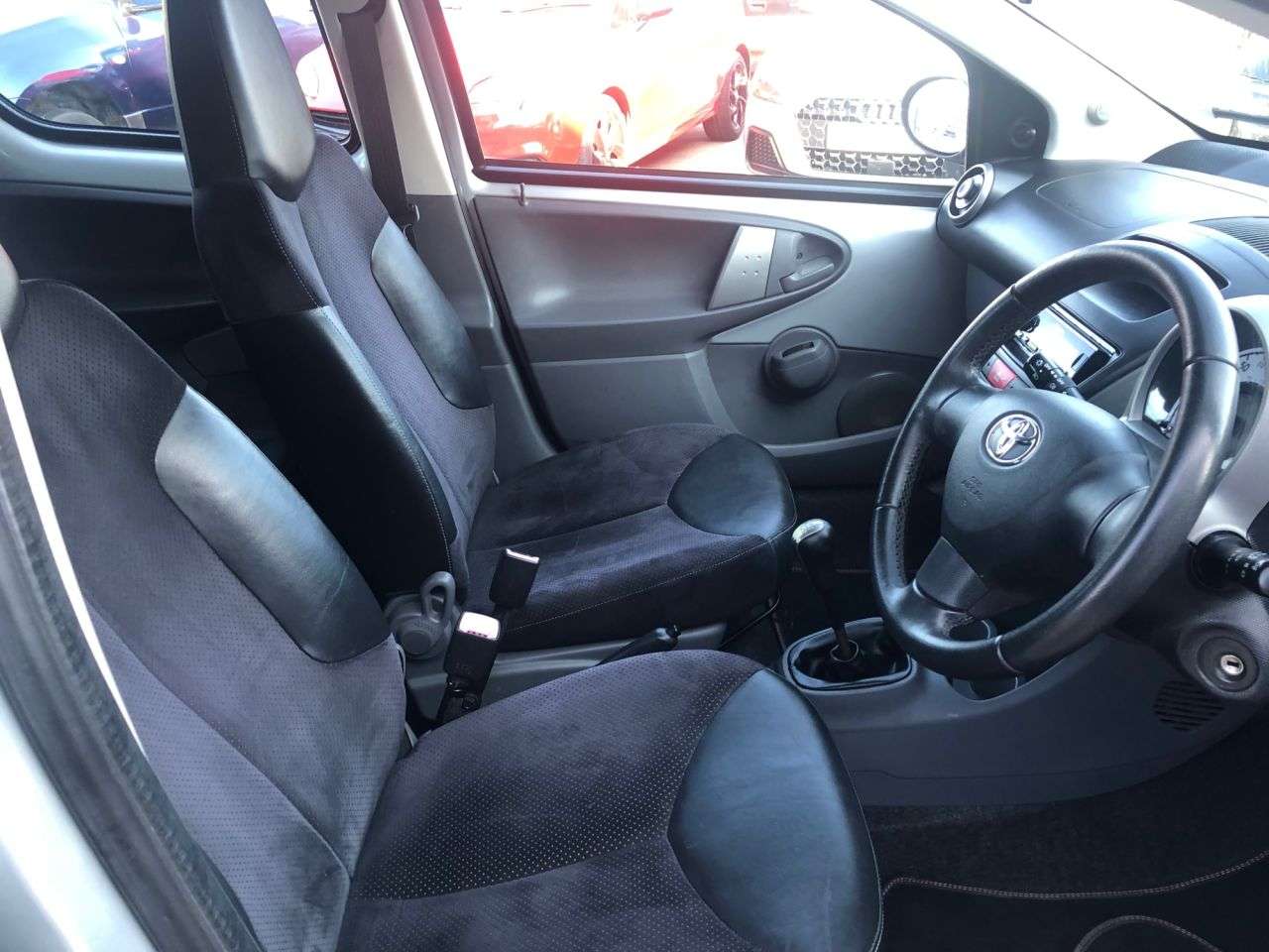 2010 TOYOTA AYGO 2010 TOYOTA AYGO