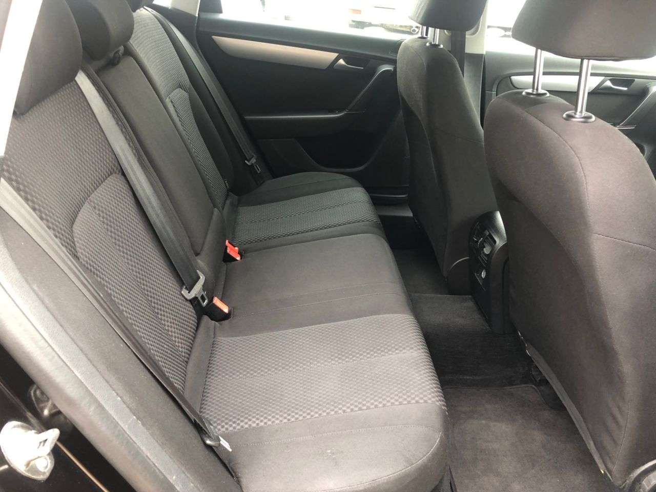 2011 VOLKSWAGEN PASSAT 2011 VOLKSWAGEN PASSAT