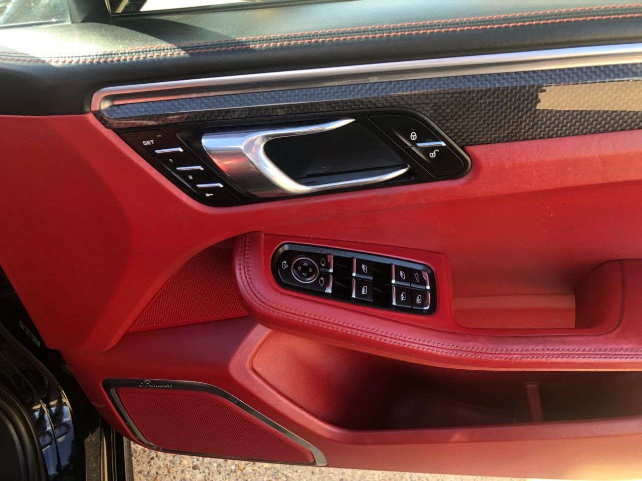 2015 PORSCHE MACAN 2015 PORSCHE MACAN