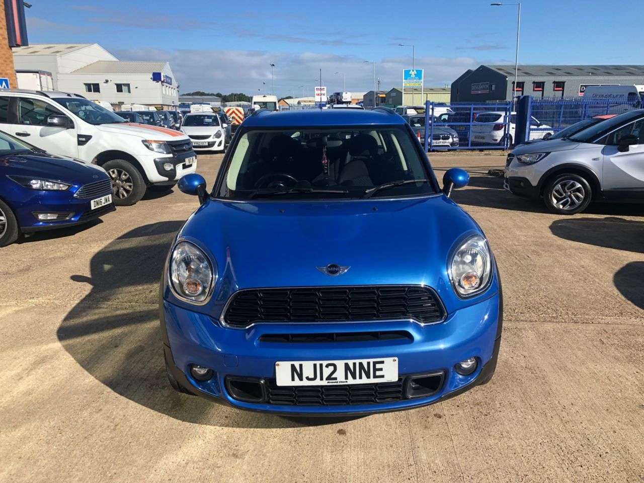 2012 MINI COUNTRYMAN 2012 MINI COUNTRYMAN