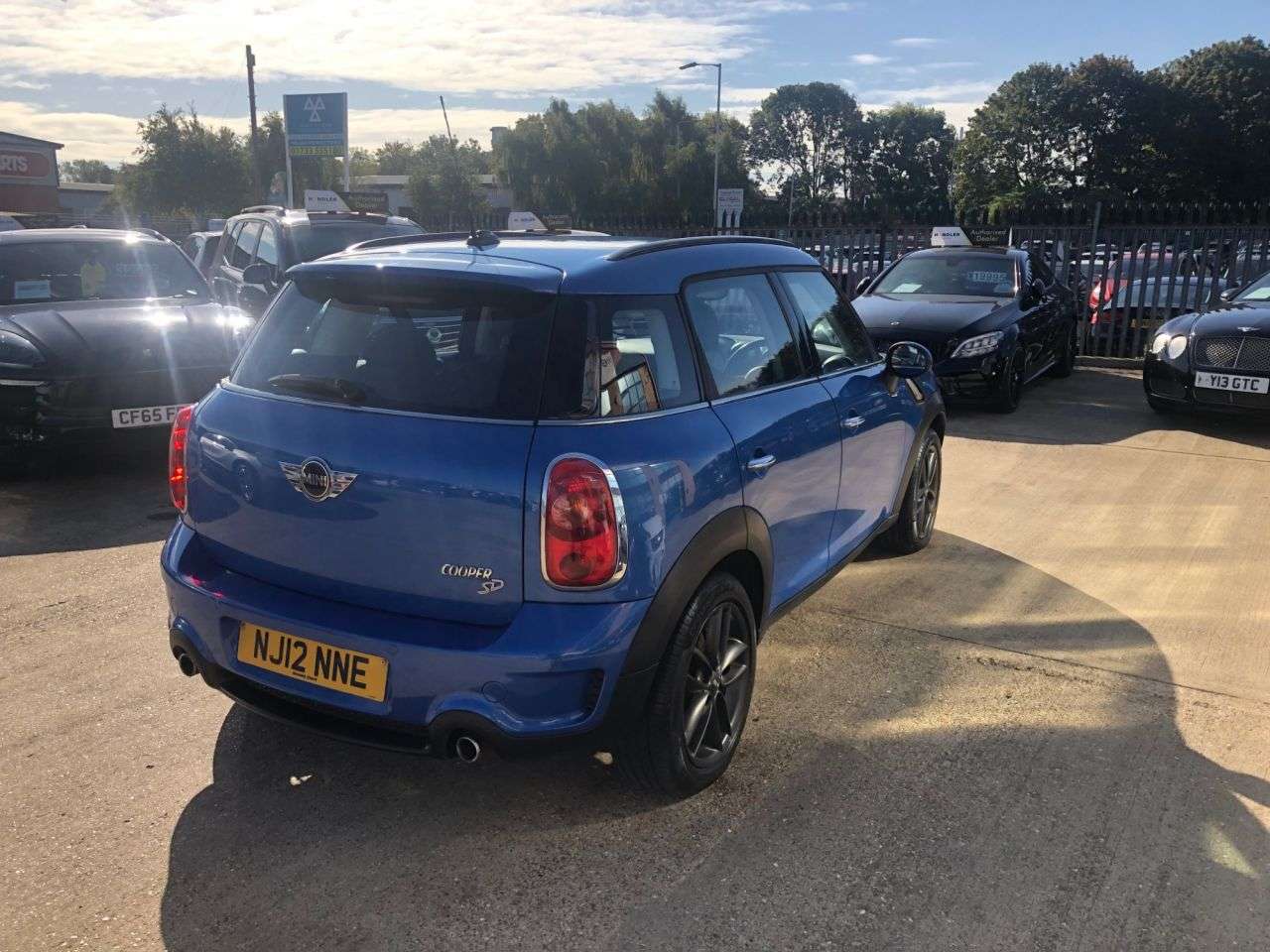 2012 MINI COUNTRYMAN 2012 MINI COUNTRYMAN