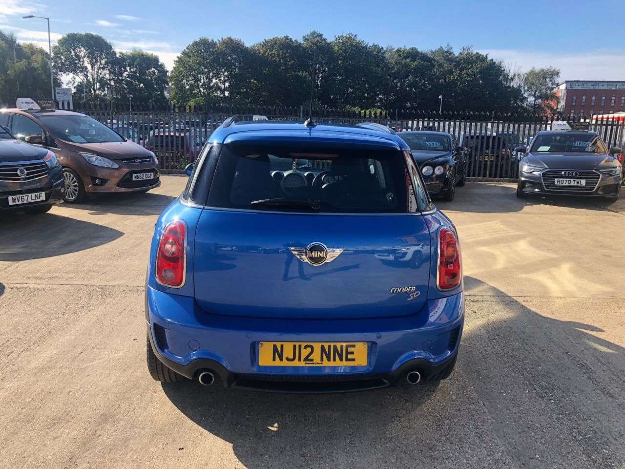 2012 MINI COUNTRYMAN 2012 MINI COUNTRYMAN