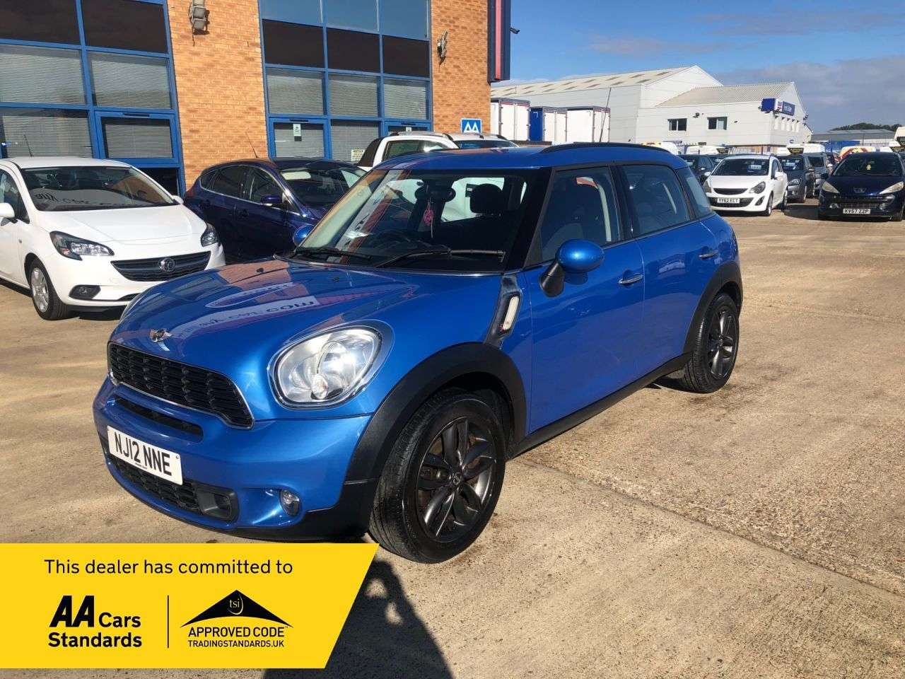 2012 MINI COUNTRYMAN 2012 MINI COUNTRYMAN