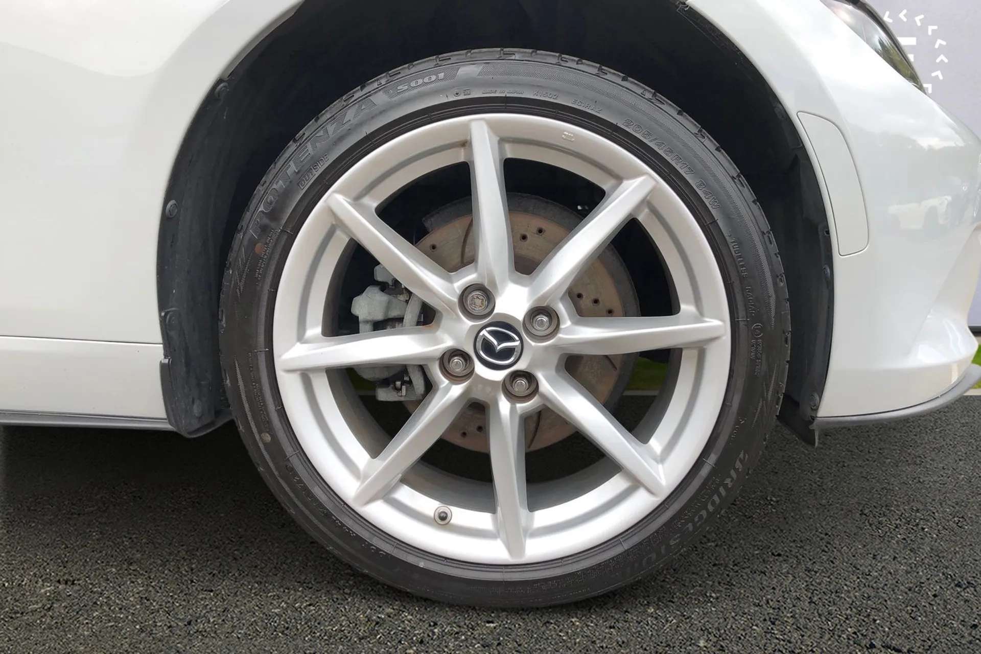 2019 MAZDA MX-5 2019 MAZDA MX-5