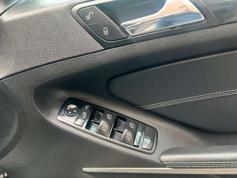 null MERCEDES M CLASS null MERCEDES M CLASS