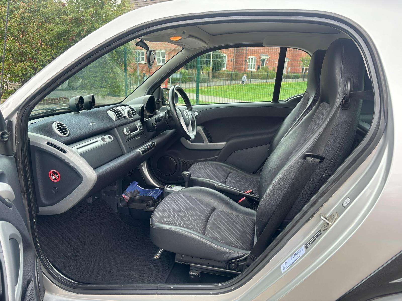 2011 SMART FORTWO 2011 SMART FORTWO