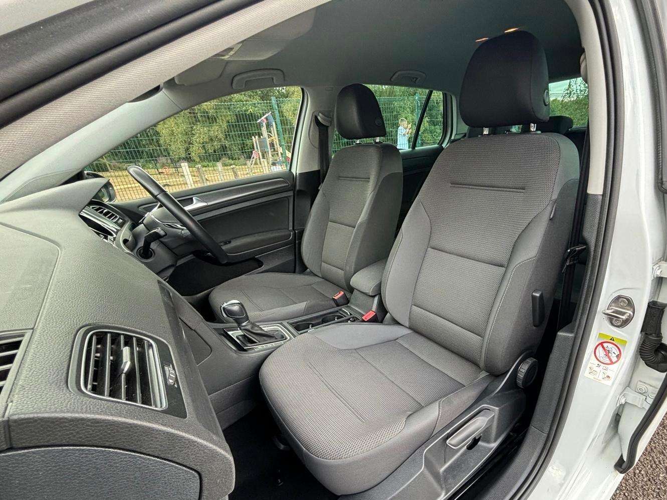 2019 VOLKSWAGEN GOLF 2019 VOLKSWAGEN GOLF