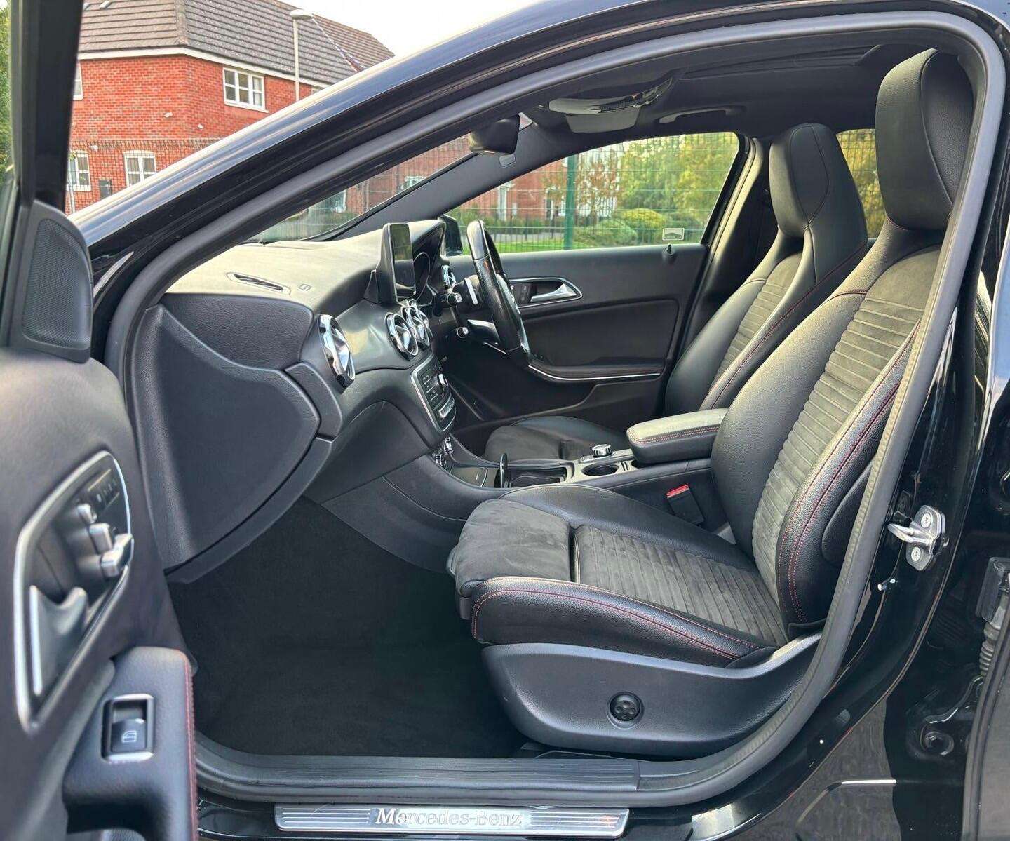 2017 MERCEDES-BENZ GLA 2017 MERCEDES-BENZ GLA