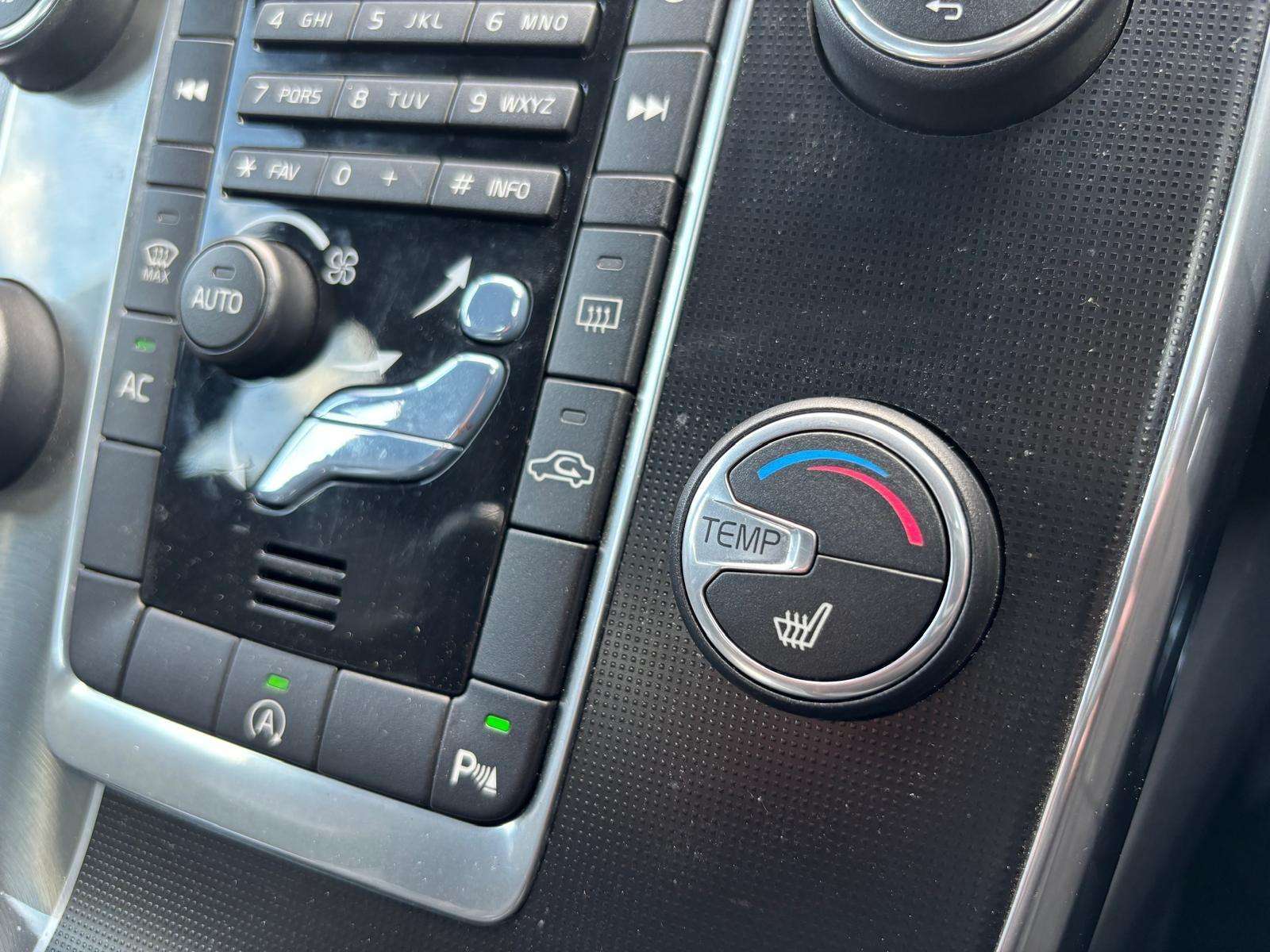 2017 VOLVO S60 2017 VOLVO S60