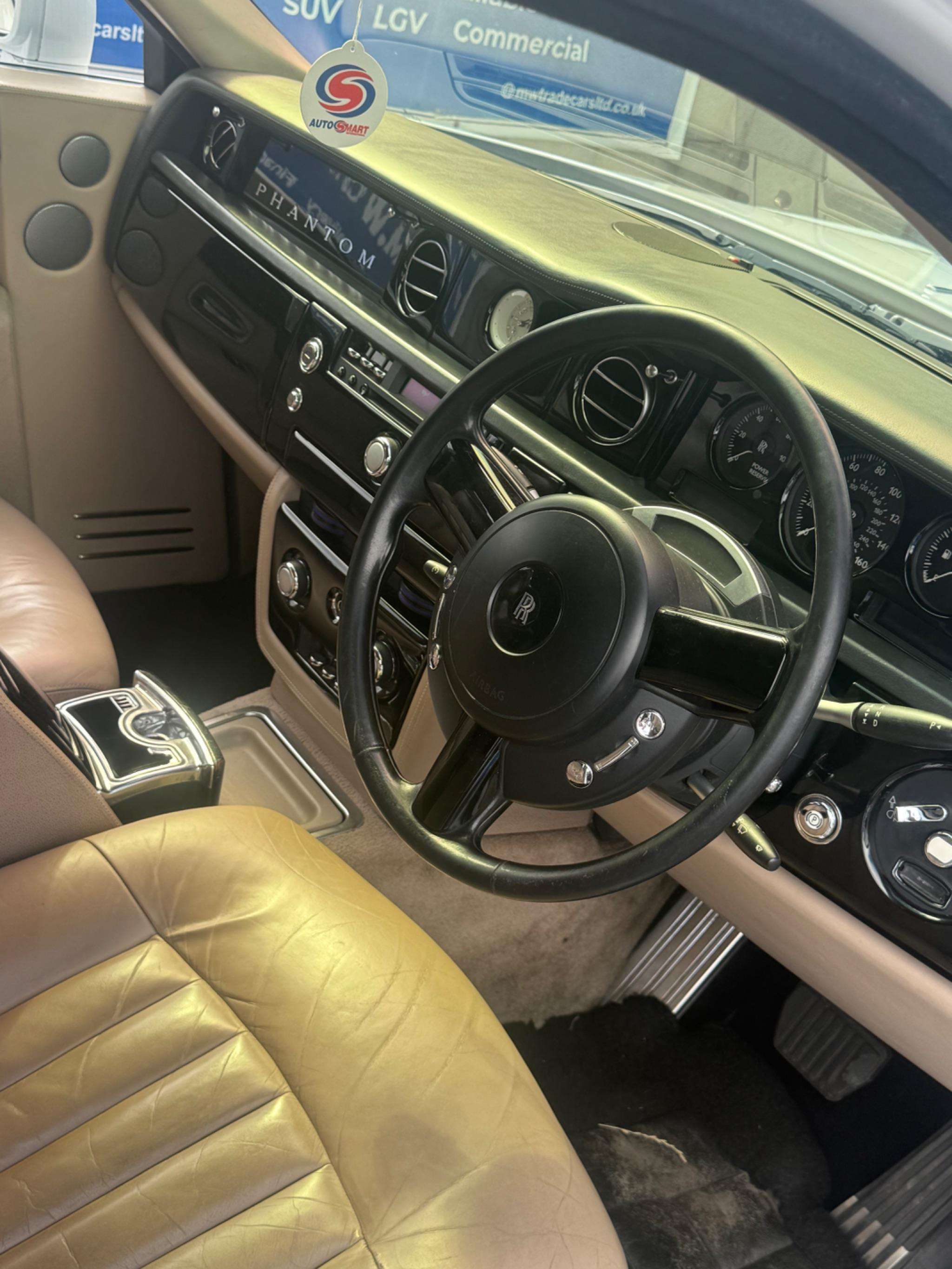 null ROLLS-ROYCE PHANTOM null ROLLS-ROYCE PHANTOM