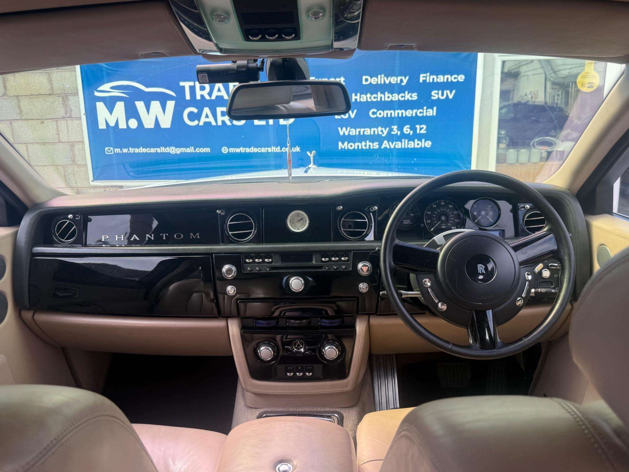 null ROLLS-ROYCE PHANTOM null ROLLS-ROYCE PHANTOM