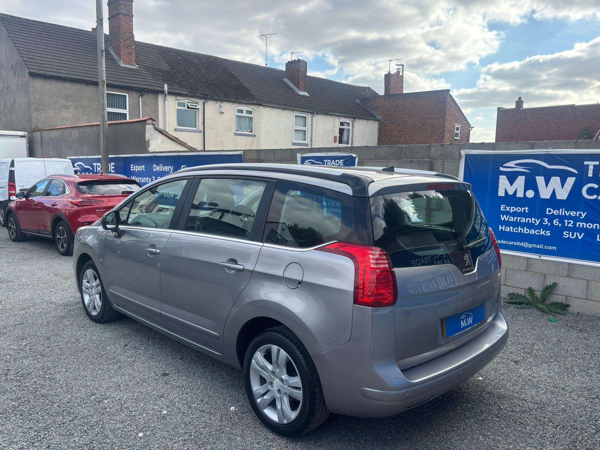 2015 PEUGEOT 5008 2015 PEUGEOT 5008