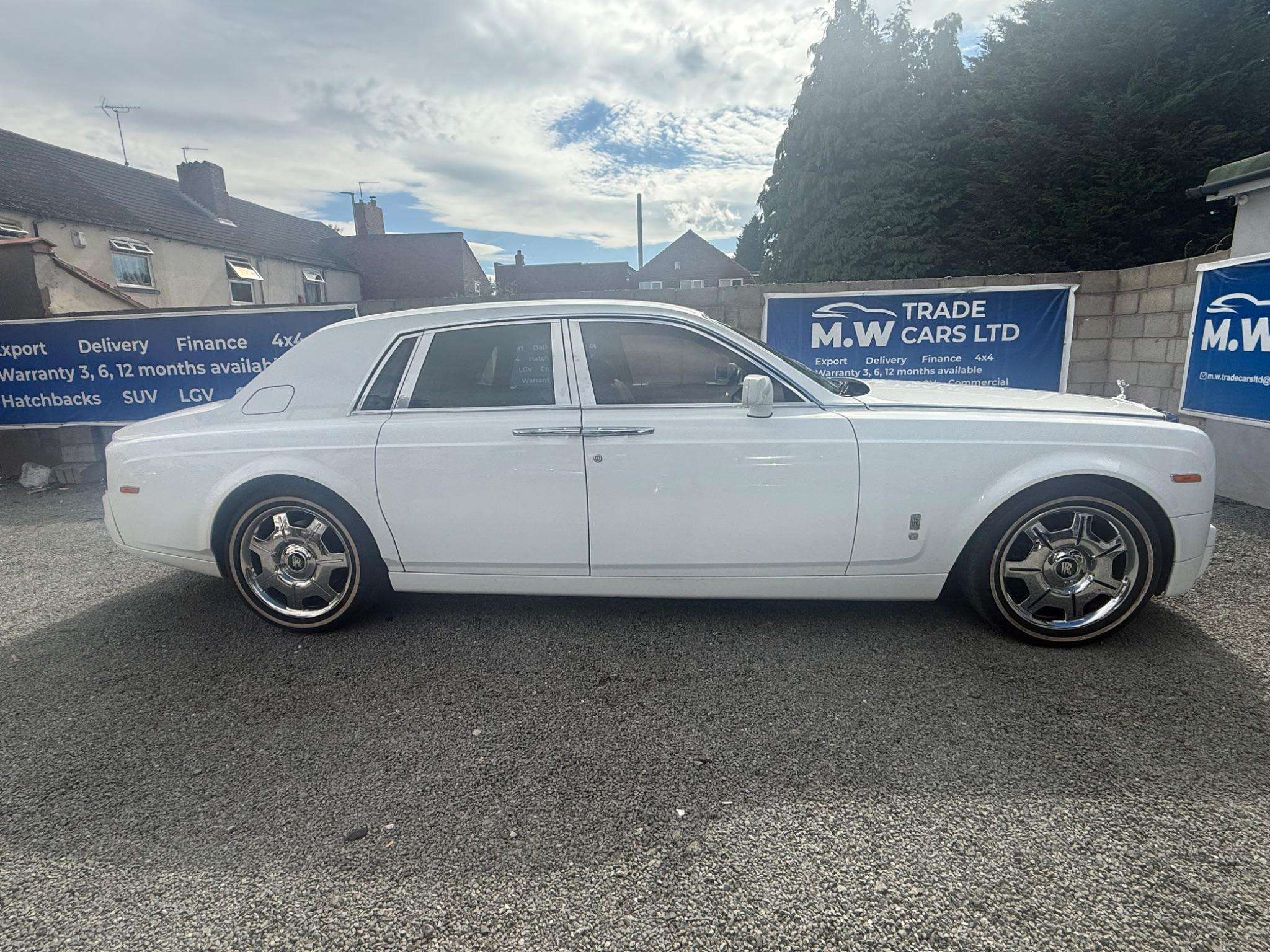 null ROLLS-ROYCE PHANTOM null ROLLS-ROYCE PHANTOM