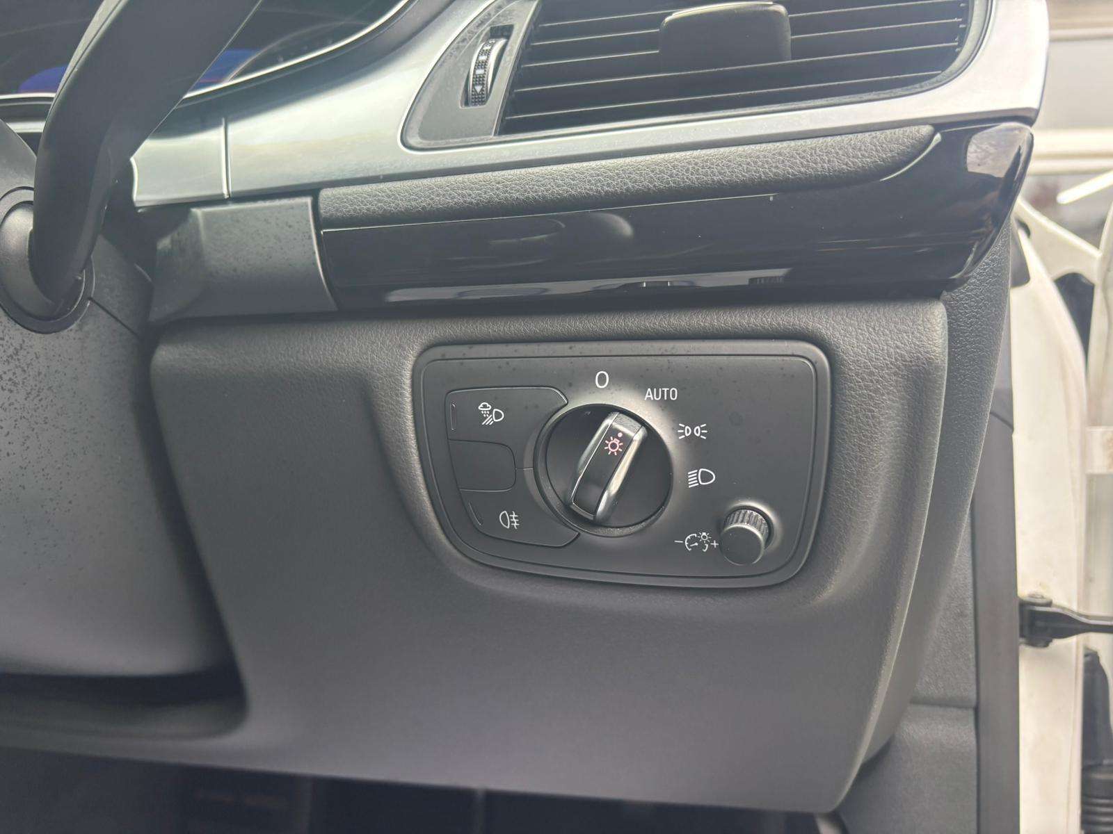 2013 PEUGEOT 5008 2013 PEUGEOT 5008