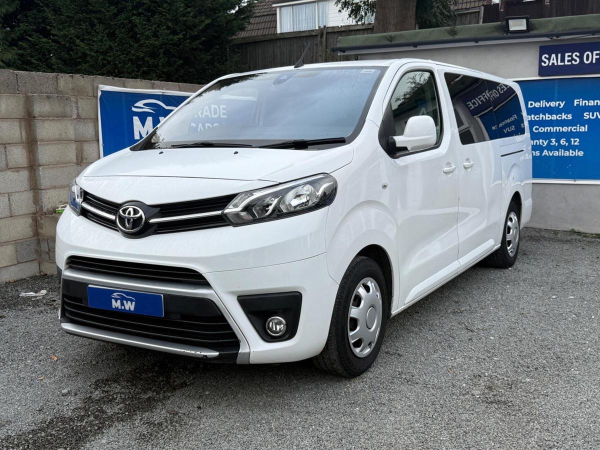 Check out this Toyota Proace 2018 Diesel Manual