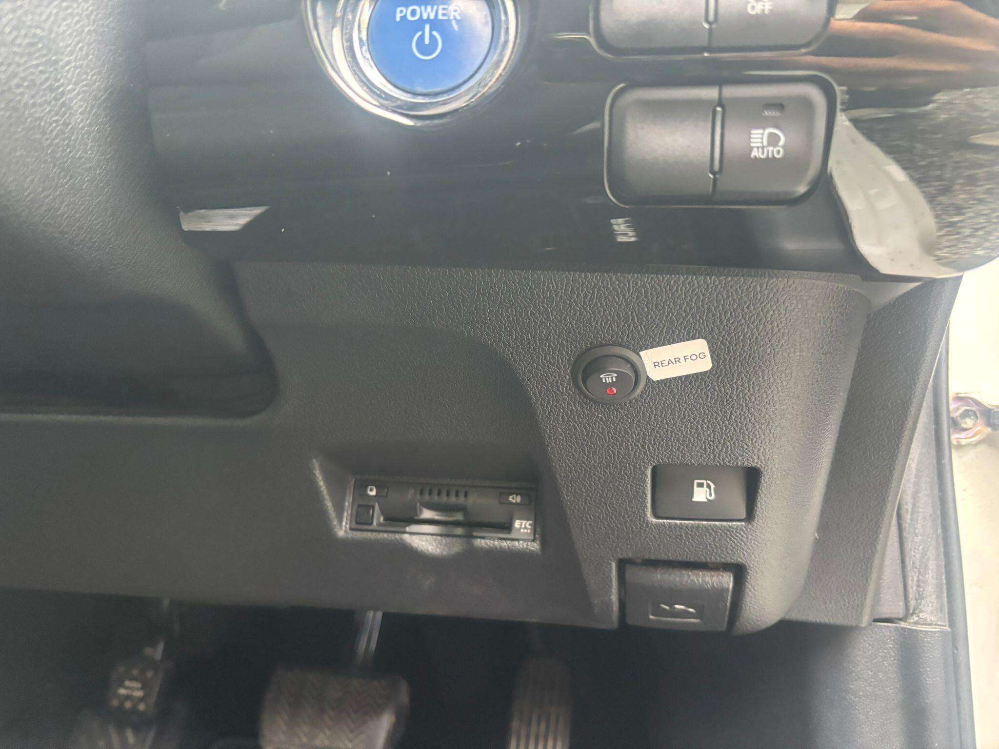 2018 TOYOTA PRIUS 2018 TOYOTA PRIUS