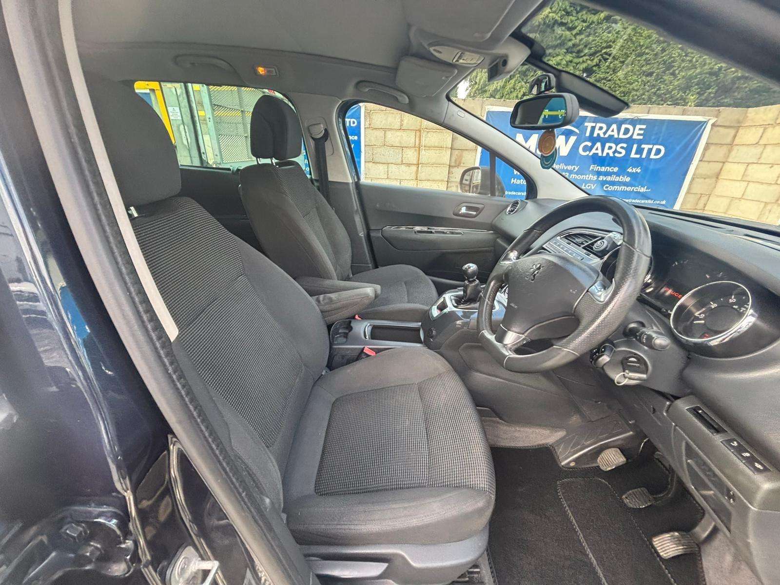 2013 PEUGEOT 5008 2013 PEUGEOT 5008