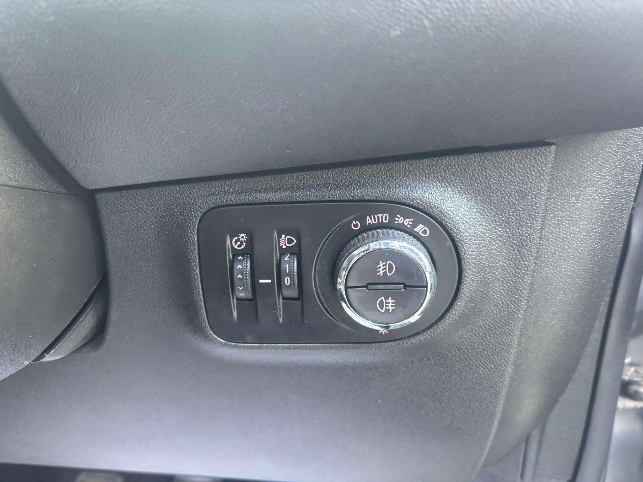 2015 VAUXHALL CORSA 2015 VAUXHALL CORSA