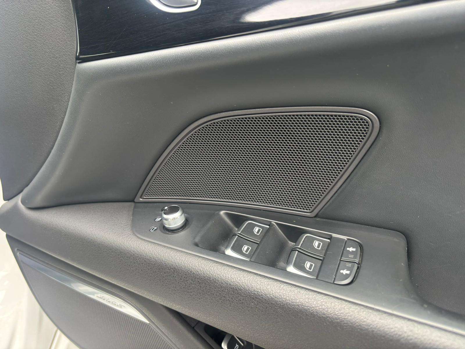 2013 PEUGEOT 5008 2013 PEUGEOT 5008