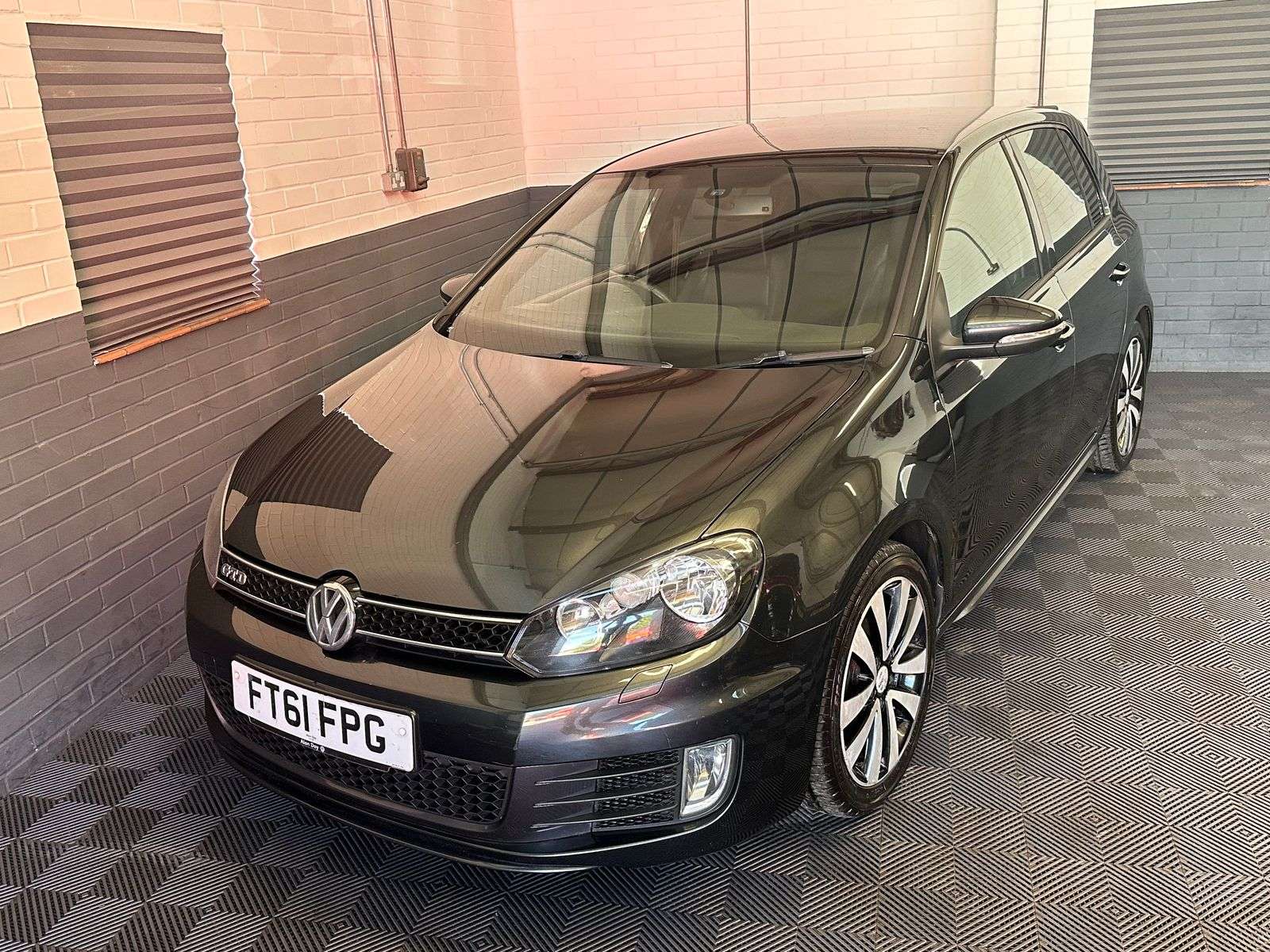 2011 VOLKSWAGEN GOLF 2011 VOLKSWAGEN GOLF