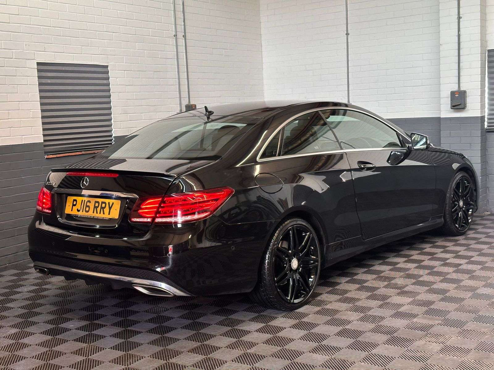 2016 MERCEDES-BENZ E CLASS 2016 MERCEDES-BENZ E CLASS