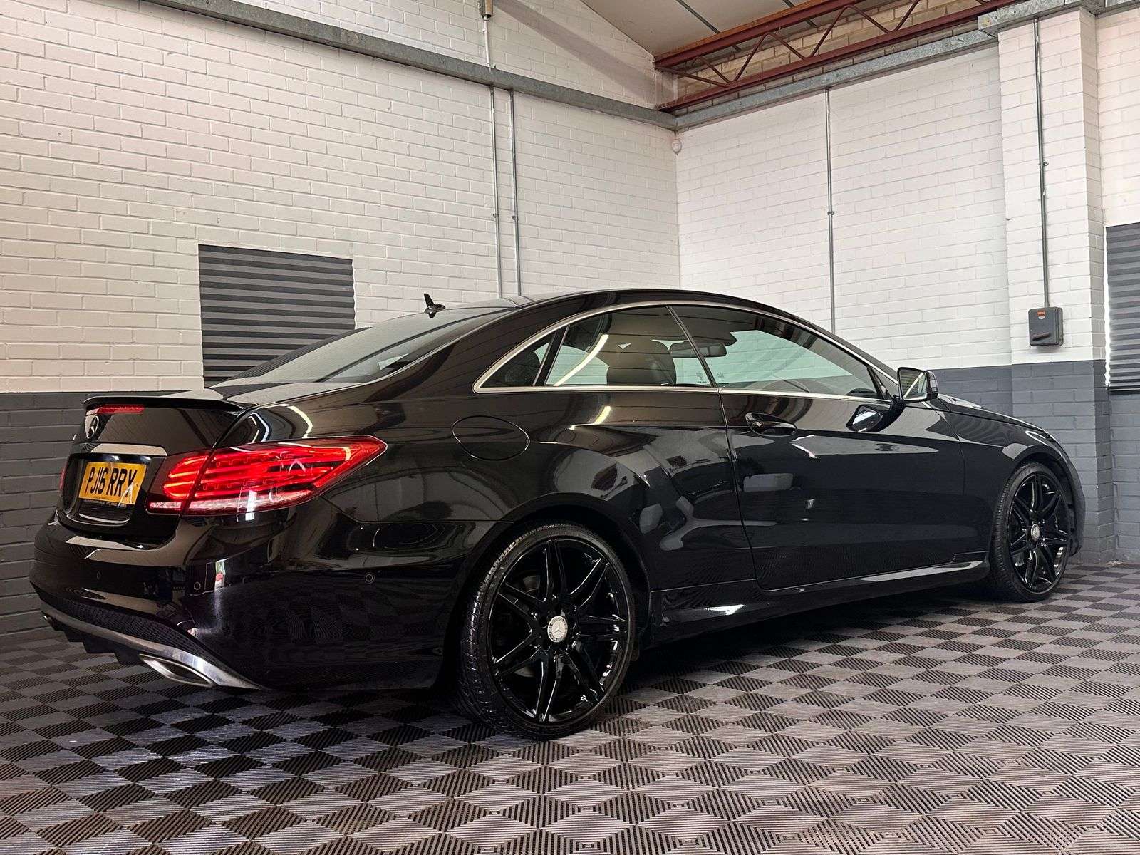 2016 MERCEDES-BENZ E CLASS 2016 MERCEDES-BENZ E CLASS