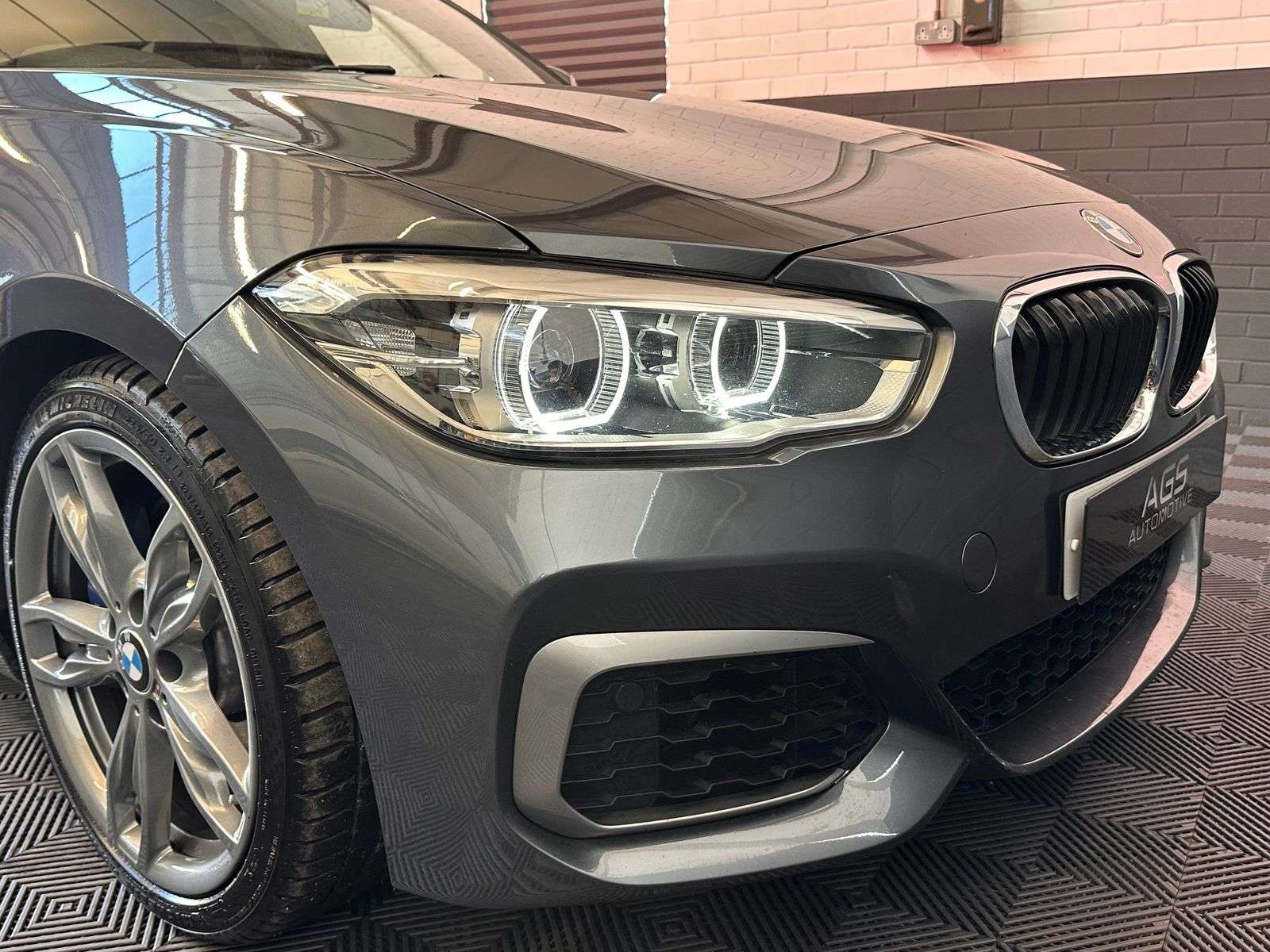 2017 BMW 1 SERIES 2017 BMW 1 SERIES