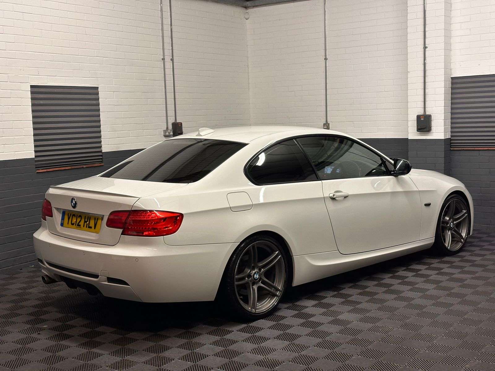 2012 BMW 3 SERIES 2012 BMW 3 SERIES