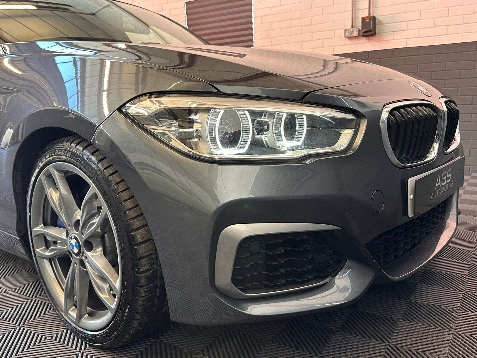 2017 BMW 1 SERIES 2017 BMW 1 SERIES