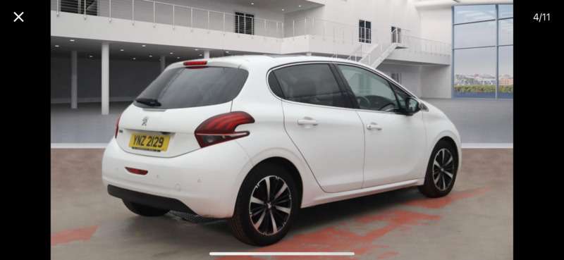 2018 PEUGEOT 208 2018 PEUGEOT 208