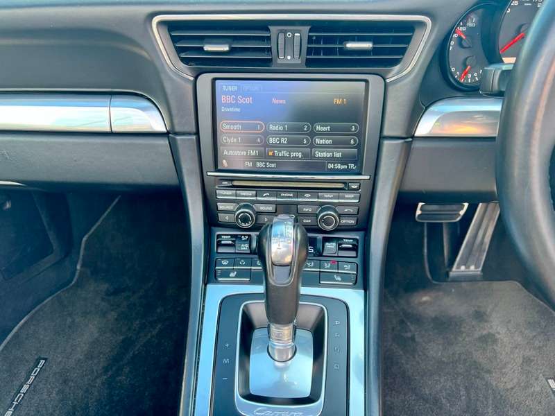 null PORSCHE 911 null PORSCHE 911