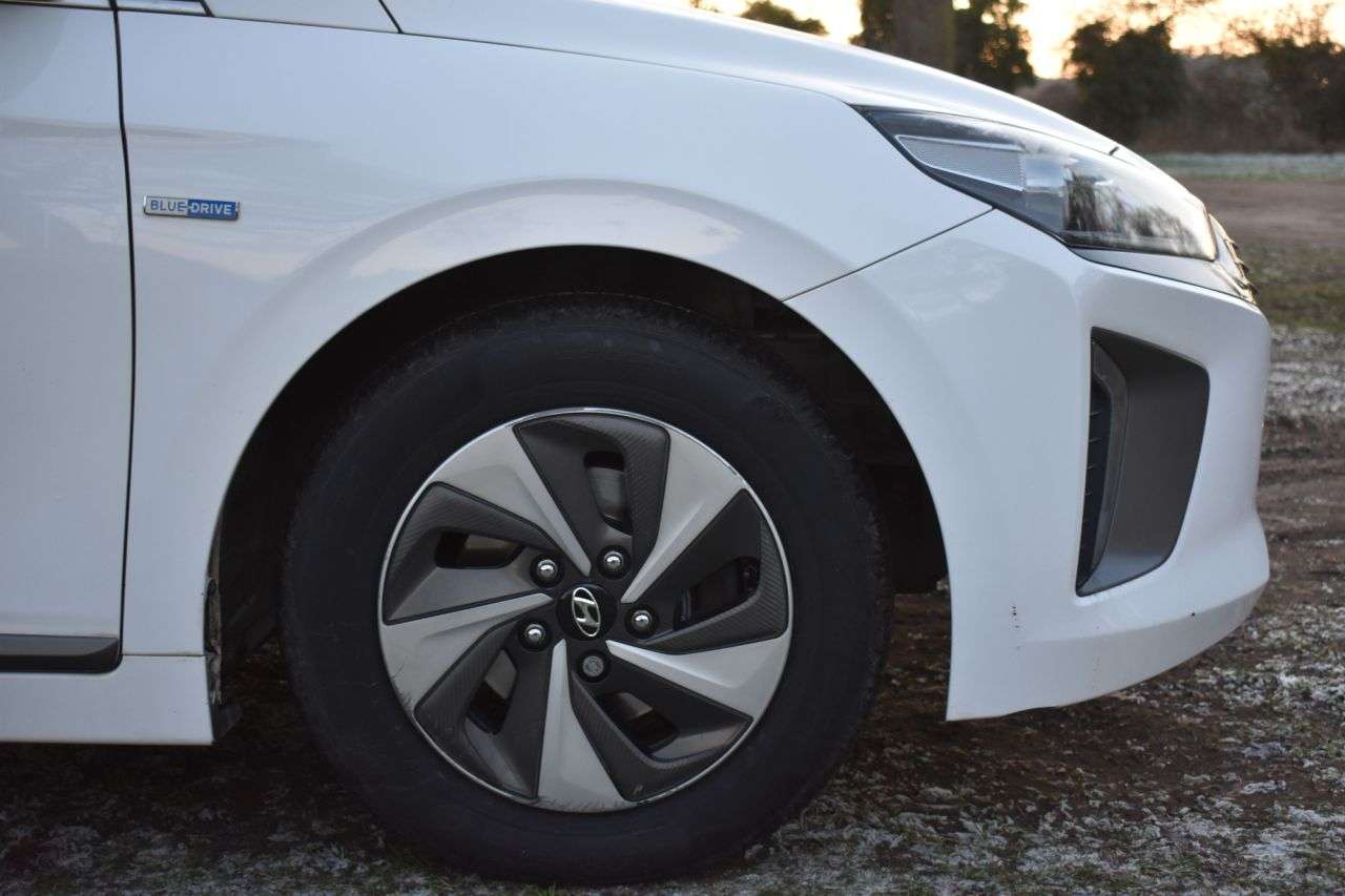 2017 HYUNDAI IONIQ 2017 HYUNDAI IONIQ