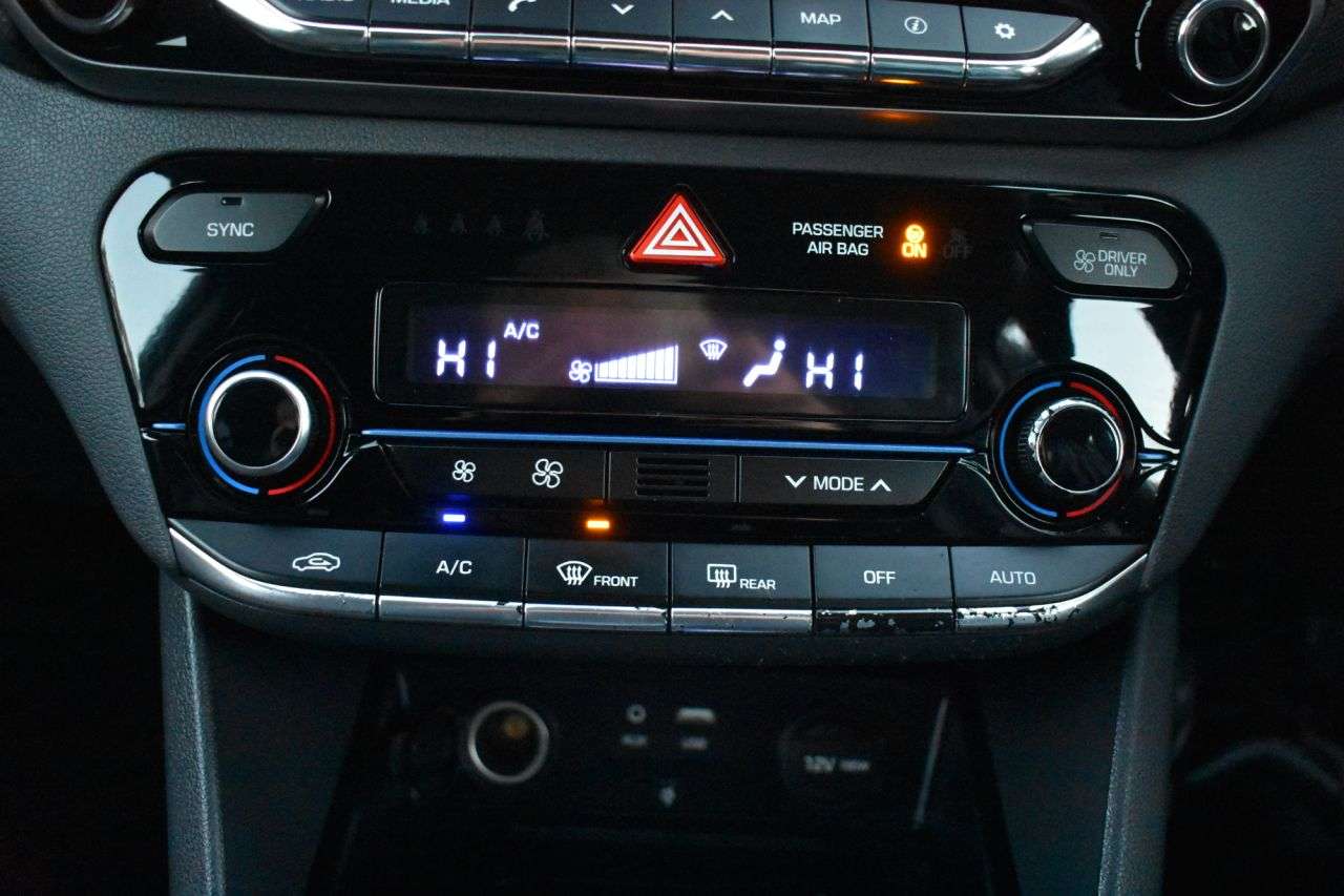 2017 HYUNDAI IONIQ 2017 HYUNDAI IONIQ